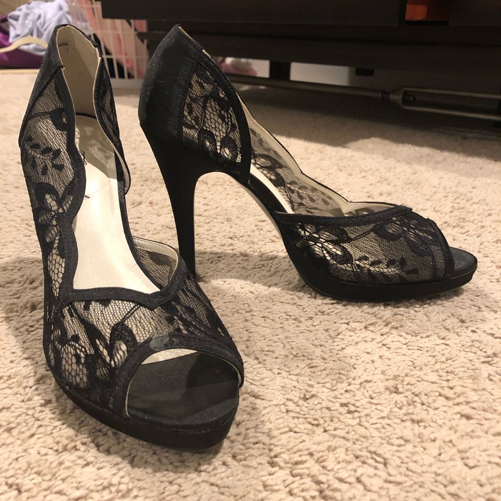 Black Lace peep toe pumps